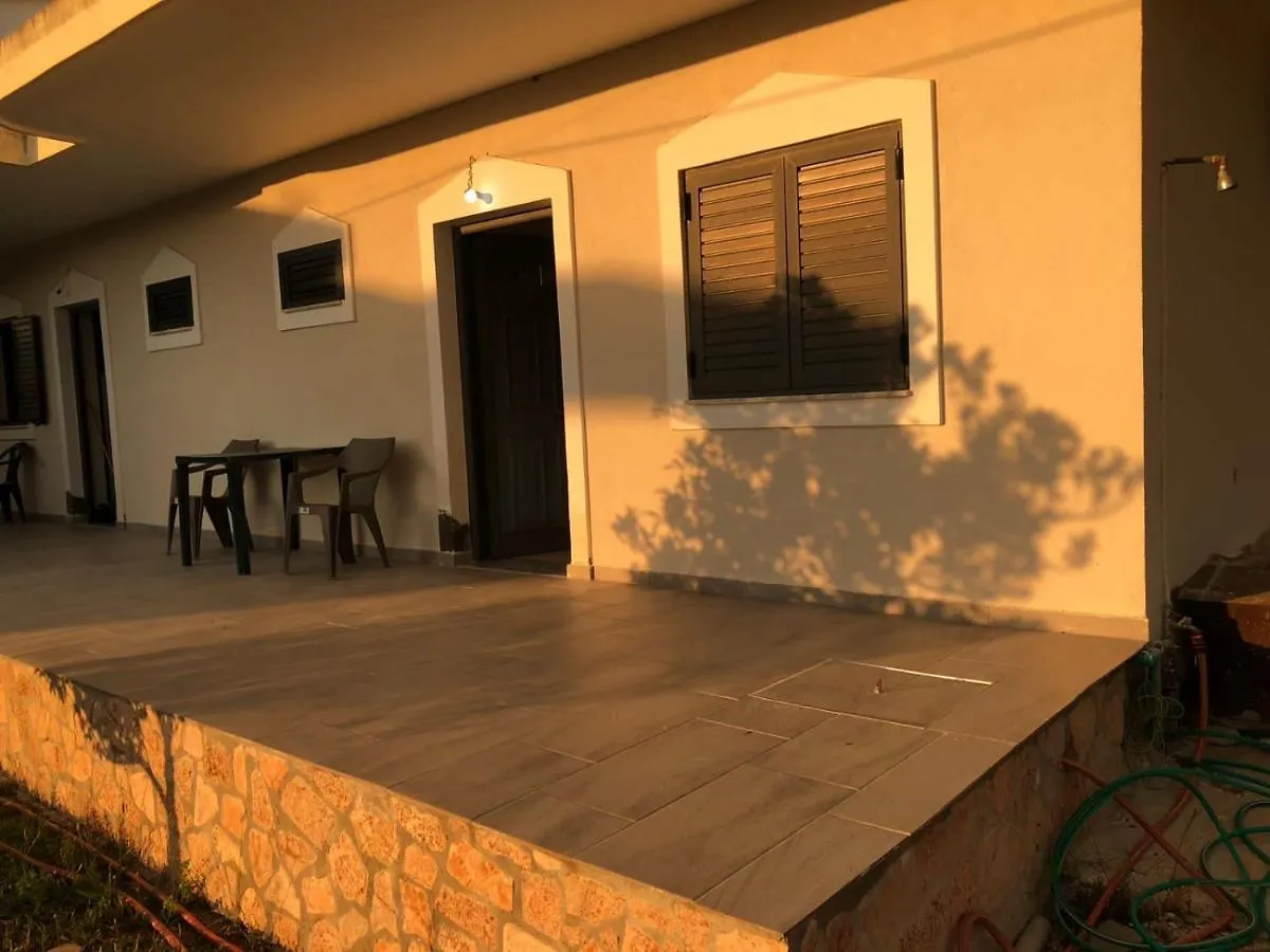 Apartment Vila Osmani 1 Ksamil